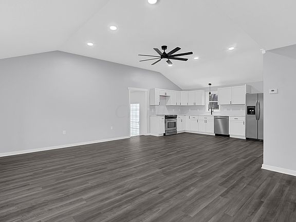 4th image of 500 Kelley Ln