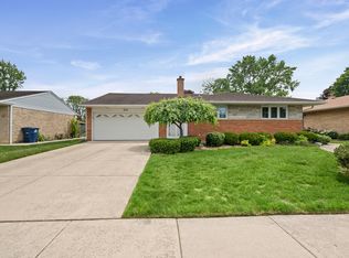 515 Lance Dr, Des Plaines, IL 60016