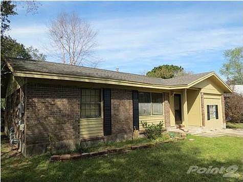 1st image of 10 Belair Cir