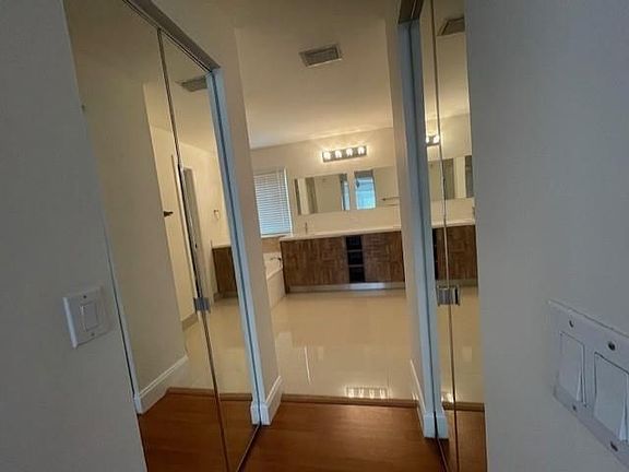 4th image of 1156 Chinaberry Dr