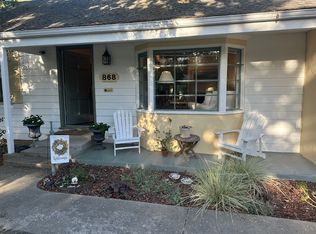 868 53rd St, Sacramento, CA 95819