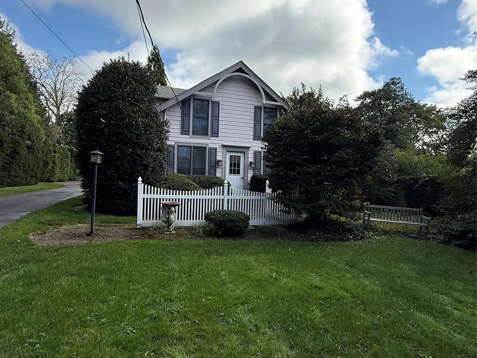 4 bed, 2.5 bath, 1731 sqft, $5,500 — Photo 2