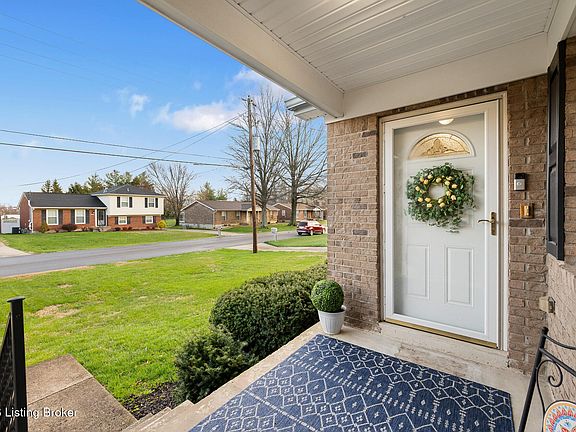 4th image of 4612 Kingsmore Dr