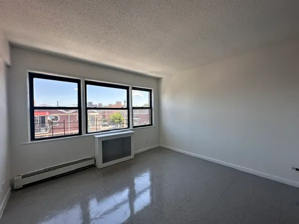 10915 37th Ave, Corona, NY