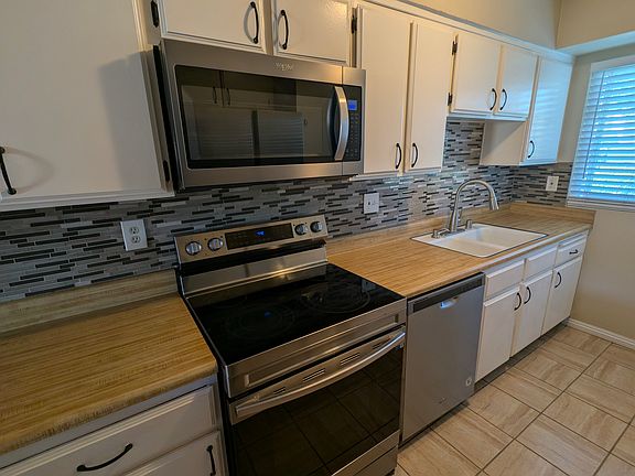 2nd image of 1560 Grandon Ave