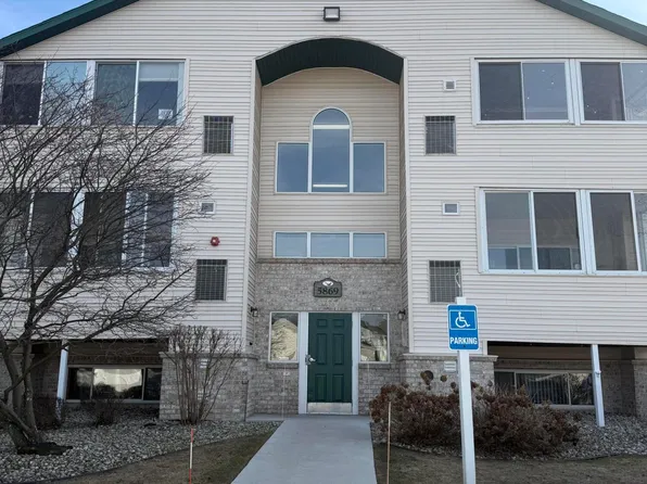 5869 Crosswinds Dr Unit 31, Norton Shores, MI 49444