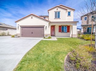 1068 Poinsettia Cir, Calimesa, CA 92320