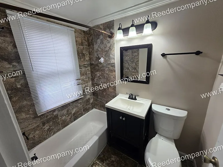 6740 Wicker Ave — Photo 10