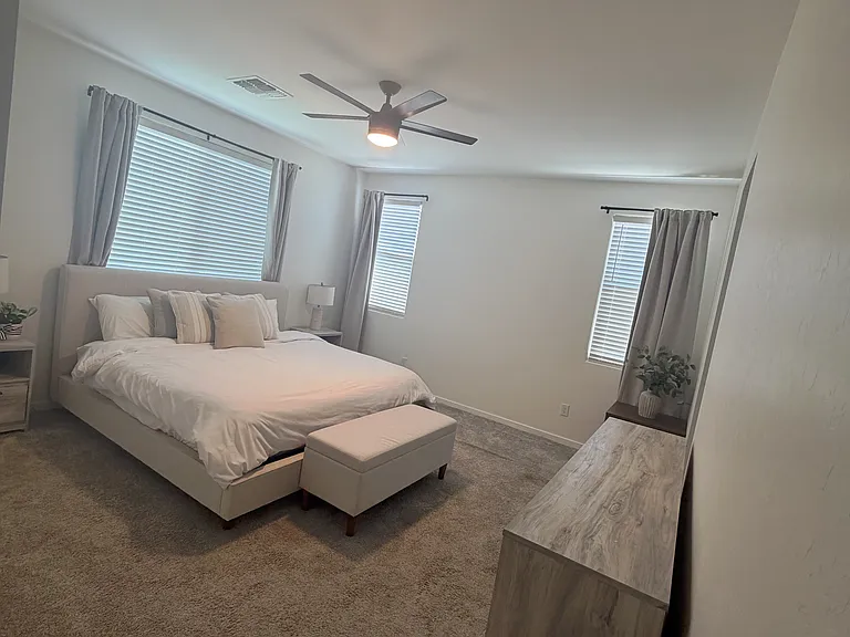 10929 W Harrison St — Photo 26