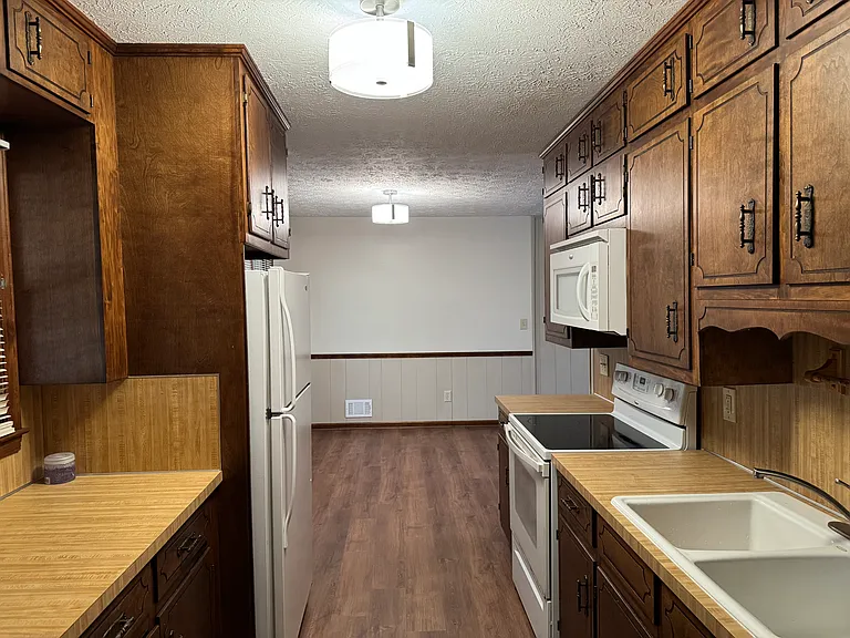 Kitchen from the laundry room