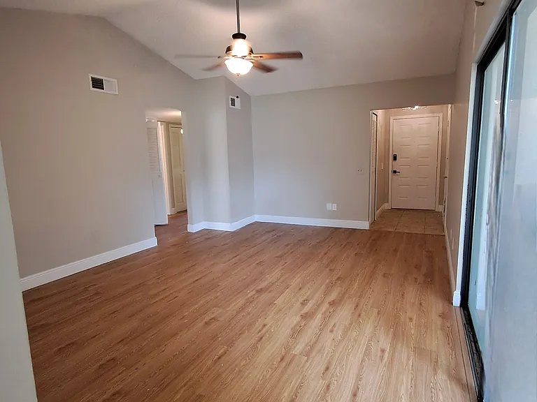 11441 Atwood Way — Photo 4