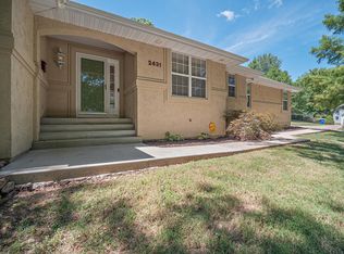 2431 S Catalina Ave, Springfield, MO 65804
