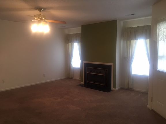 2nd image of 2918 Mulberry Ln #A