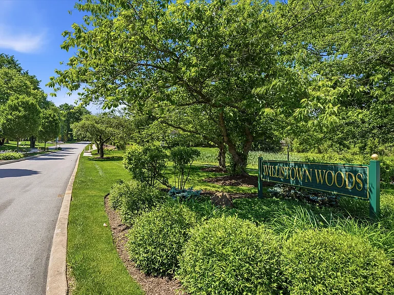 Willistown Woods Living