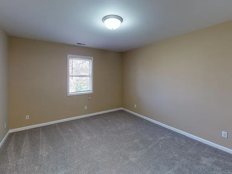 1404 N Garfield St #B — Photo 9