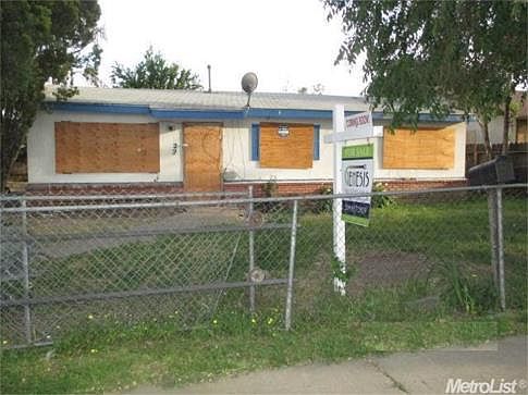 1st image of 422 Delhi Ave