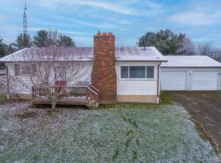 4101 Ray Rd, Grand Blanc, MI 48439