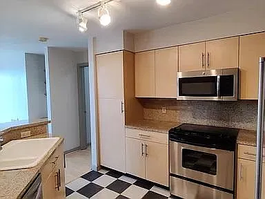 1 bed, 850 sqft, $2,600 — Photo 4