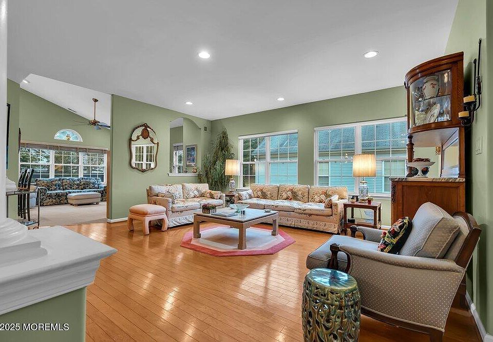 1st image of 54 Drayton Road