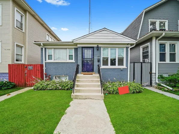 4943 W Melrose St, Chicago, IL 60641