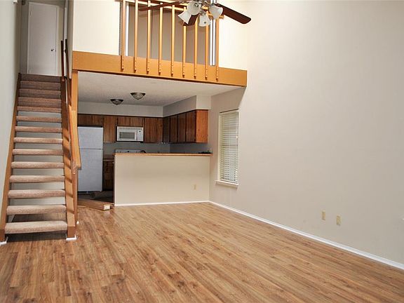 5th image of 2611 Grants Lake Blvd