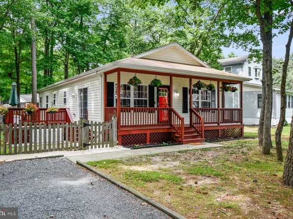 55 Martinique Cir, Ocean Pines, MD 21811