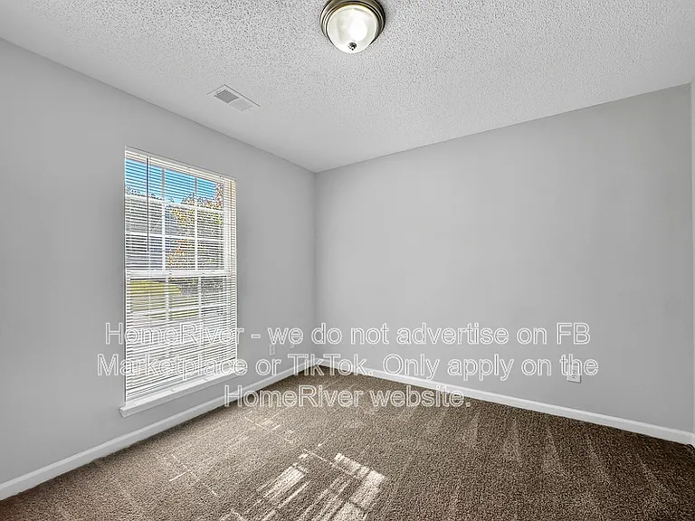 261 Augusta Woods Dr — Photo 11