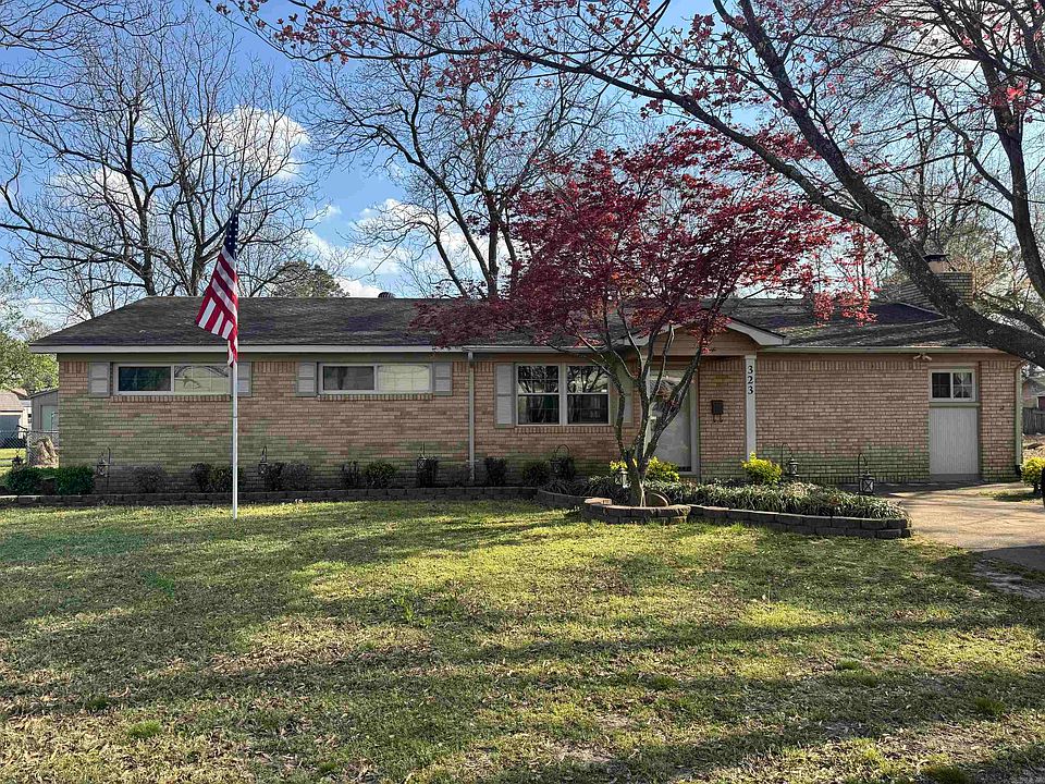 1st image of 323 Martin Dr W