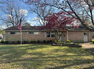 323 Martin Dr W, Wynne, AR 72396