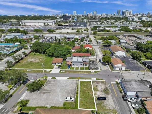 0 NW 2nd Ave, Hallandale, FL 33009