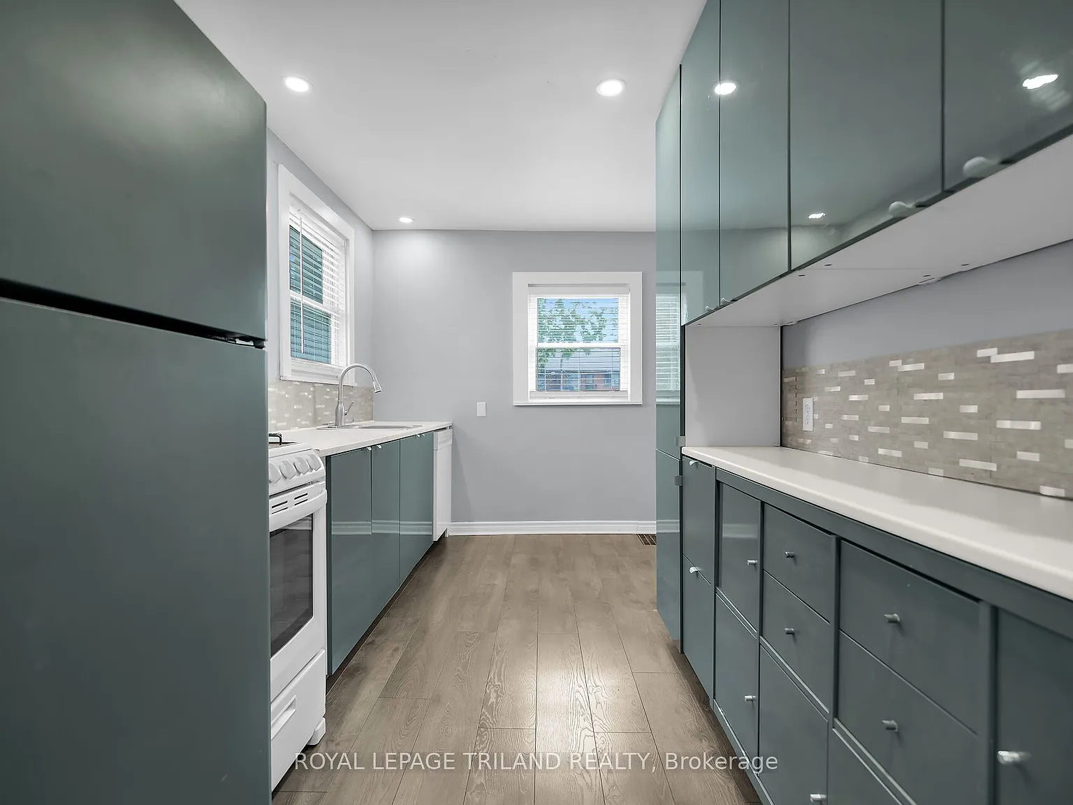 3 bed, $1,750 — Photo 1