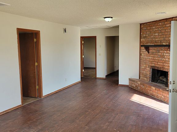 4th image of 9618 Jolin St