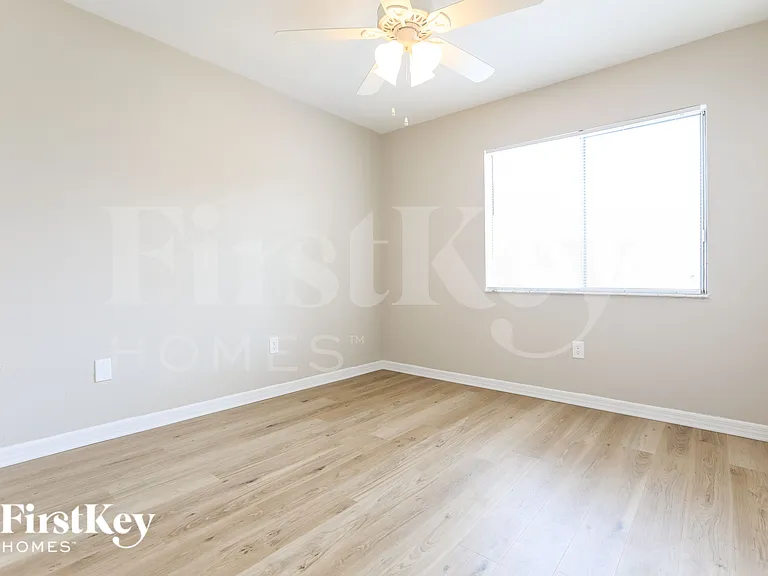 4517 Maraldo Ave — Photo 11