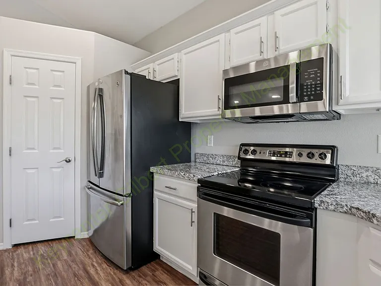 1333 W Glenmere Dr — Photo 13
