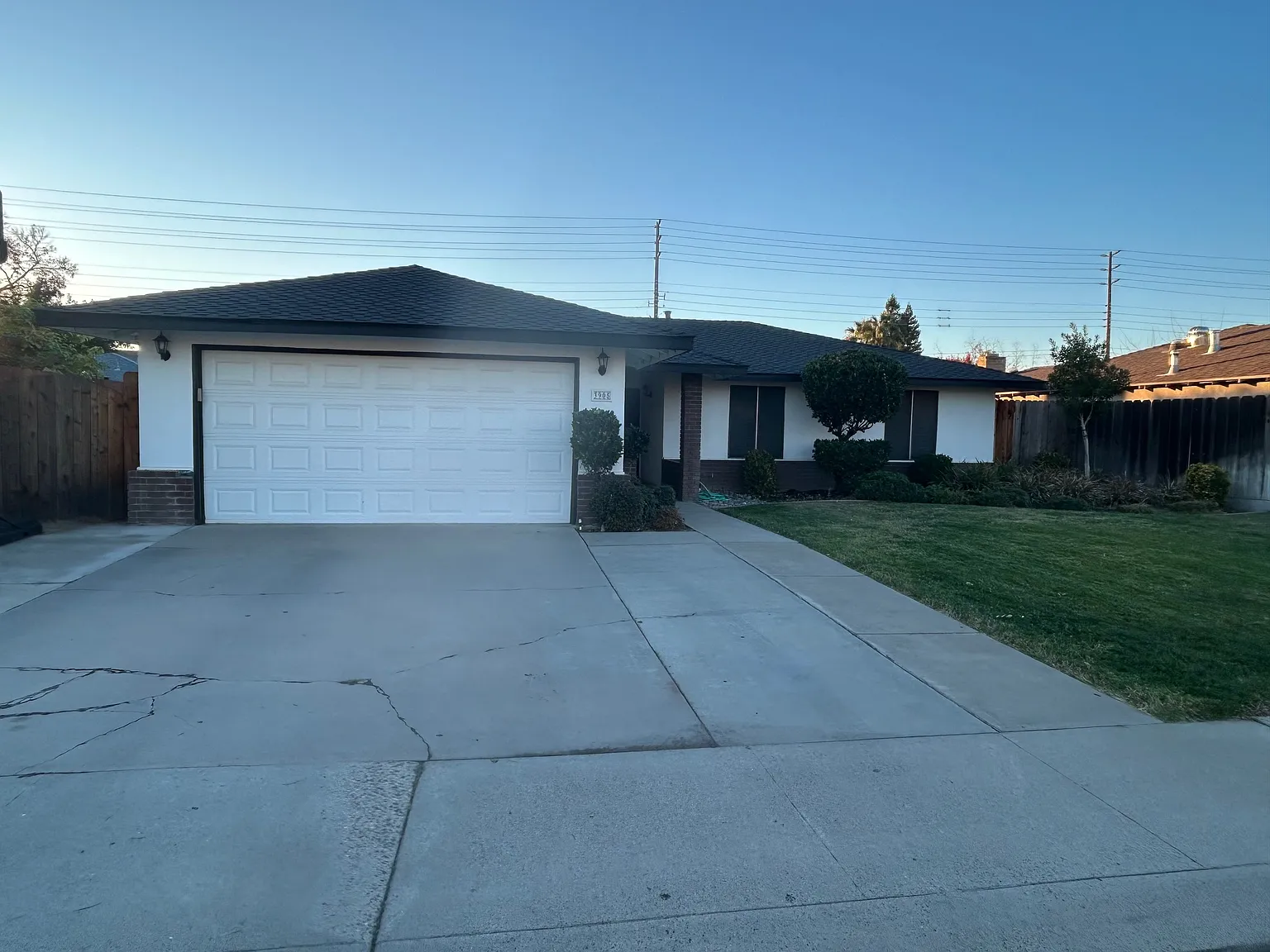 3 bed, 1132 sqft, $2,399 — Photo 1