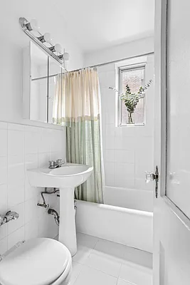 Rented by Corcoran | media 8