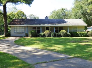 2924 Hester Rd, Macon, GA 31217