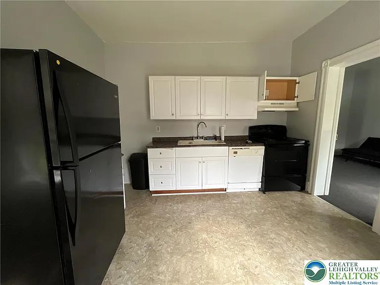 2280 Main St #2 — Photo 5