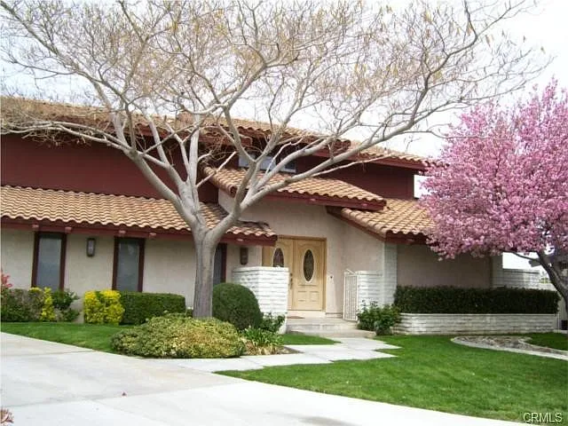 13290 Rain Shadow Rd — Photo 3