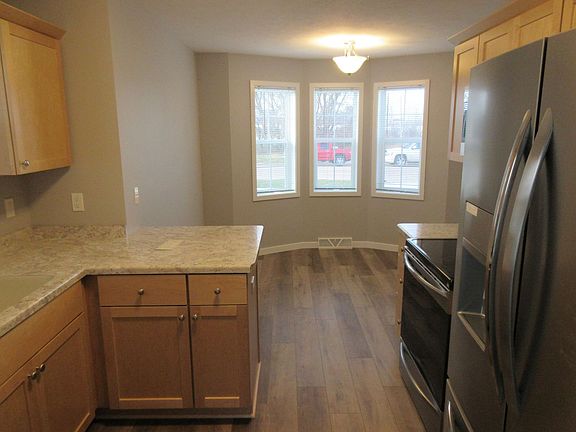 2nd image of 4620-4622 Woodgate Dr #4620