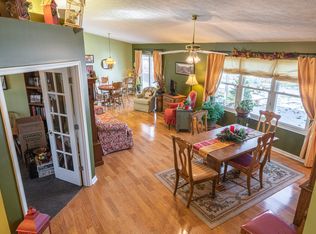 33 Heckathorn Rd, Brookville, OH 45309