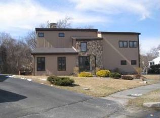 31 Valley Rd, Stoneham, MA 02180