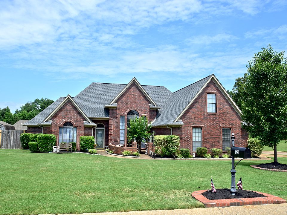 1st image of 125 Lakewood Dr
