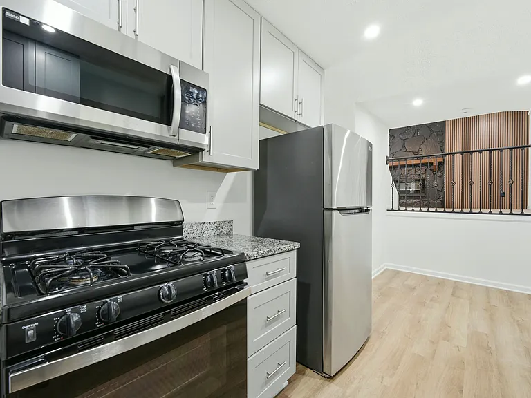 6300 Creekford Dr — Photo 12