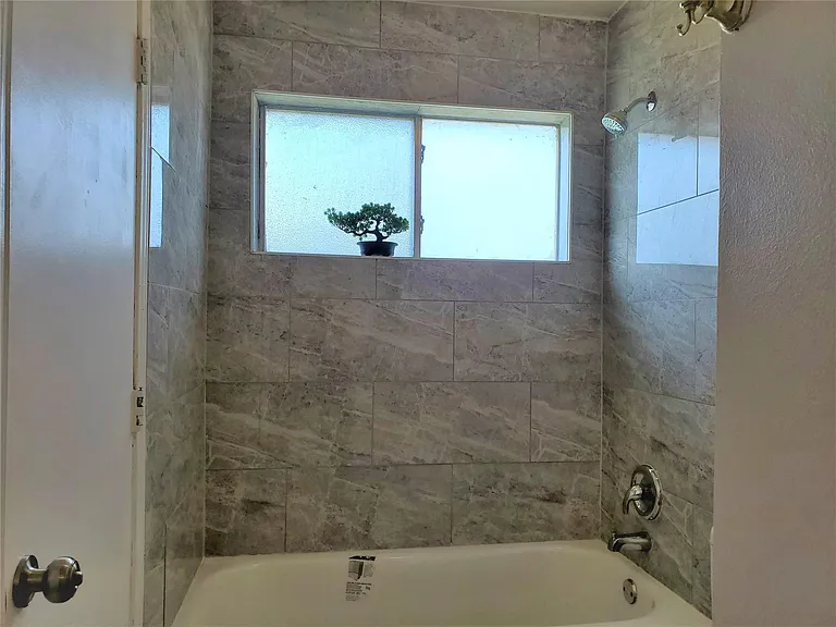 21511 Westcliffe Falls Dr — Photo 33