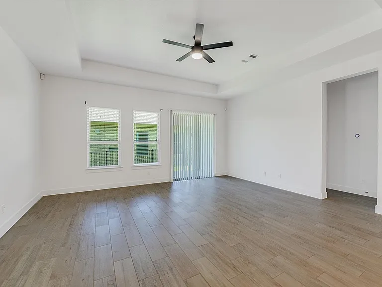 508 W Baylee Love Ln — Photo 7