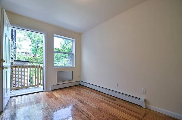 Rented by Loom Group | media 11