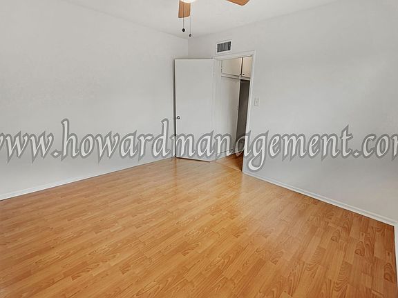 4th image of 3717 Los Feliz Blvd #30