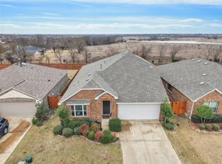 3311 Slate Dr, Heartland, TX 75126