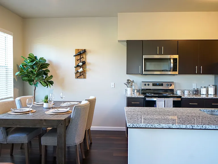 The Grove Apartments — Photo 32